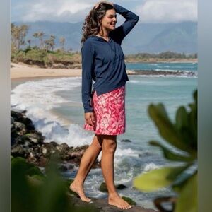 RipSkirt Hawaii Length 2 Camo Floral Pink wrap skirt Size Medium New with tag